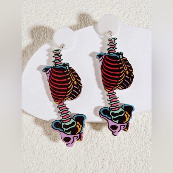 ✨3for$38 New Oddity Human Spine & Bones Illustrated Drop Dangle Earrings - Picture 8 of 10
